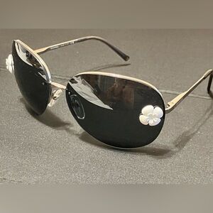 CHANEL CAMELLIA FLOWER SUNGLASSES 4134 Fantastic!!!